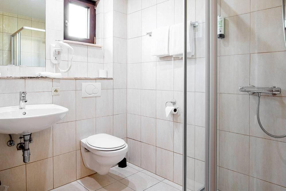 Hotel Zum Buchenberg St. Vith Екстер'єр фото