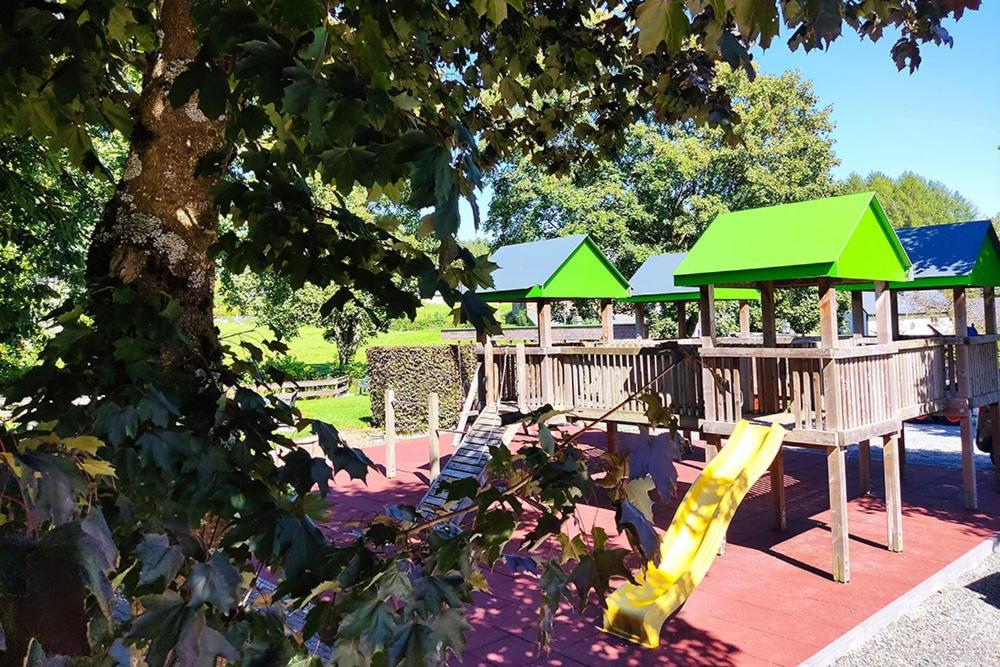 Hotel Zum Buchenberg St. Vith Екстер'єр фото